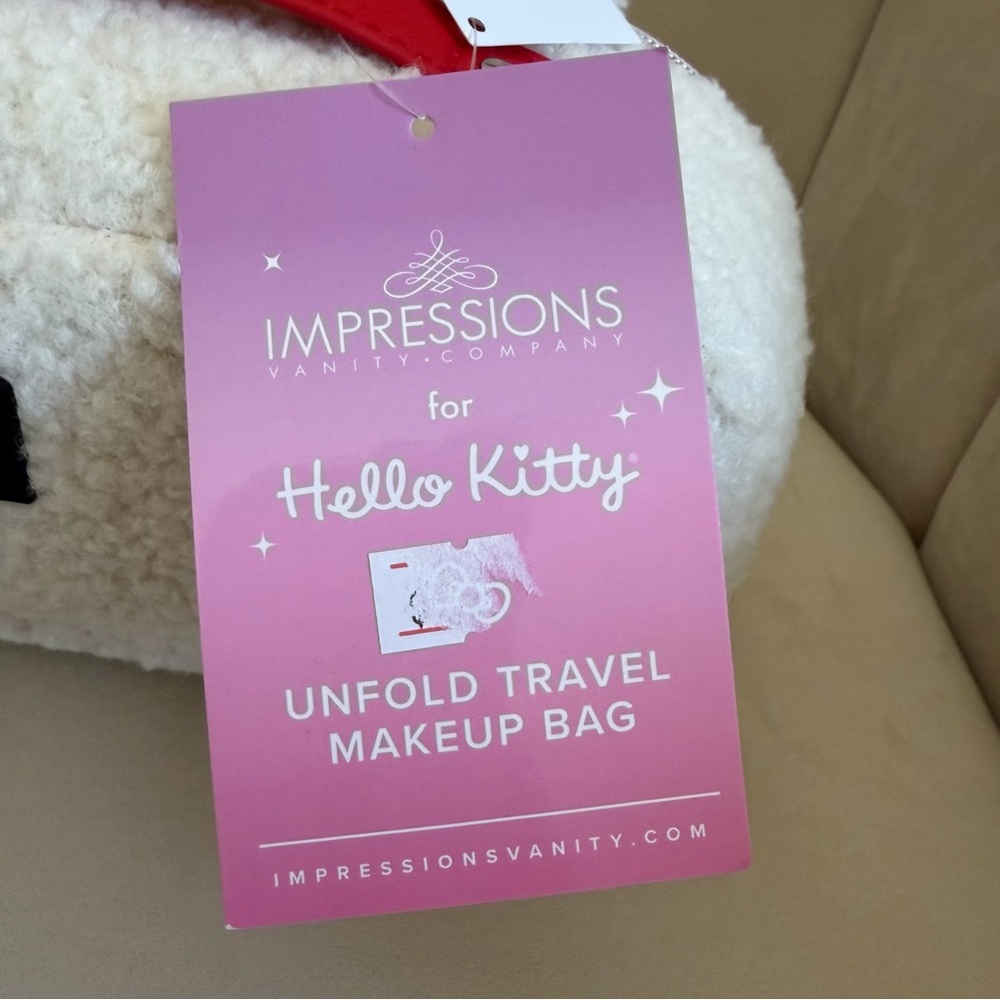 NWT Sanrio Impressions Hello Kitty Unfold Travel Makeup Bag Organizer Opens Flat - Picture 5 of 13